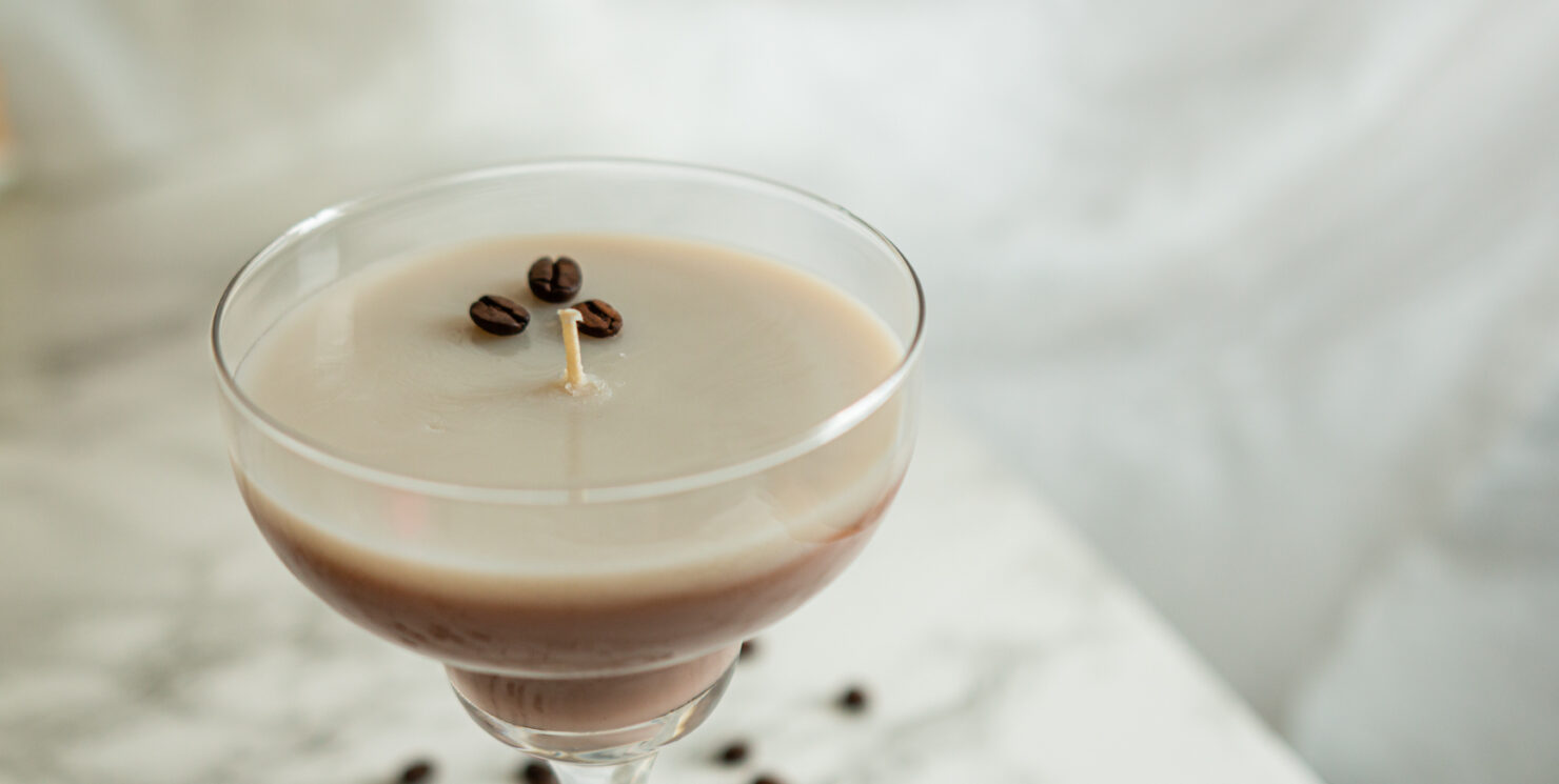 Gratis opskrift. Lav din egen “Espresso Martini” lys