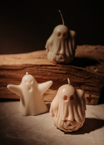 Halloweenlys – små spøgelser af sojavoks