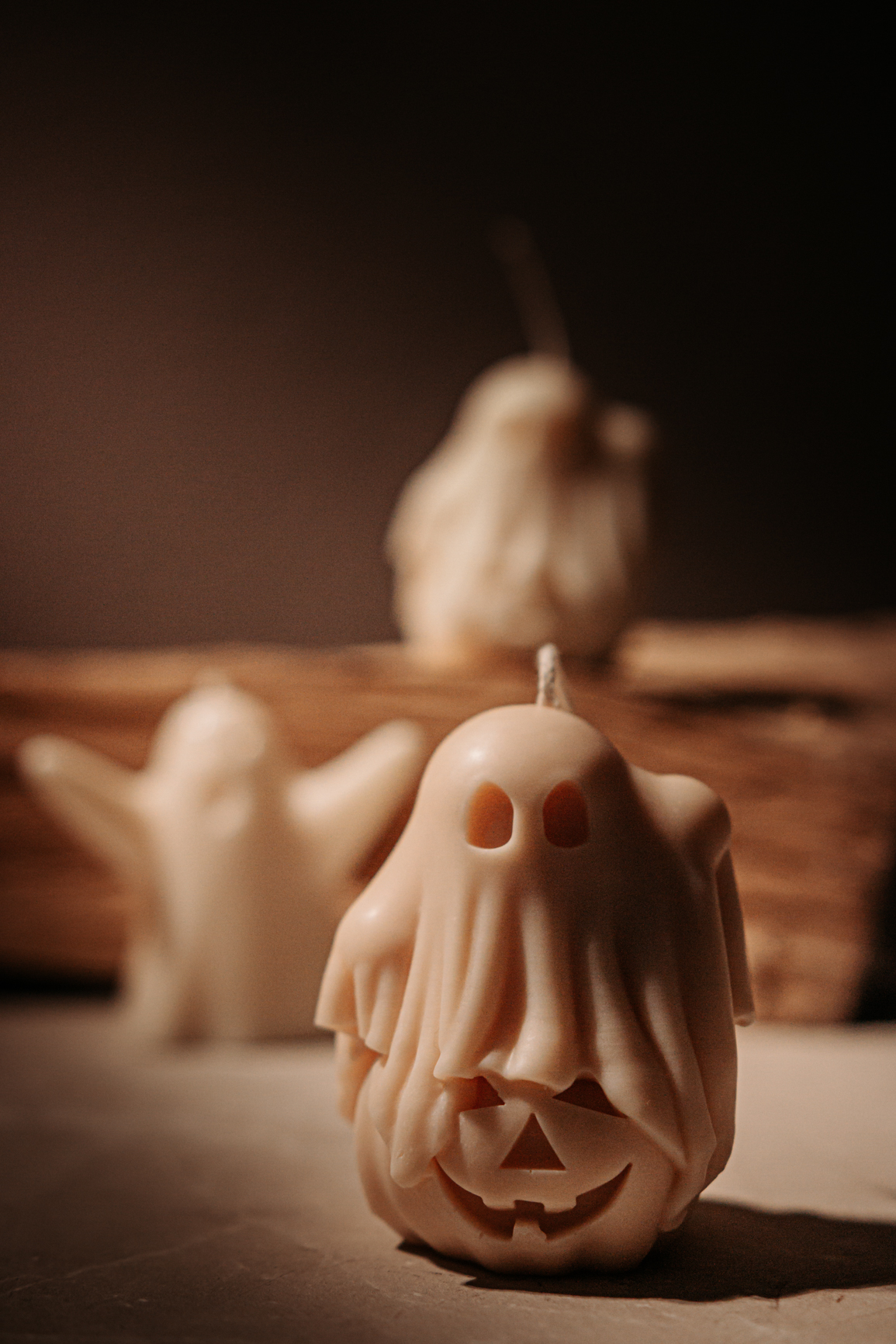 Halloweenlys – små spøgelser af sojavoks