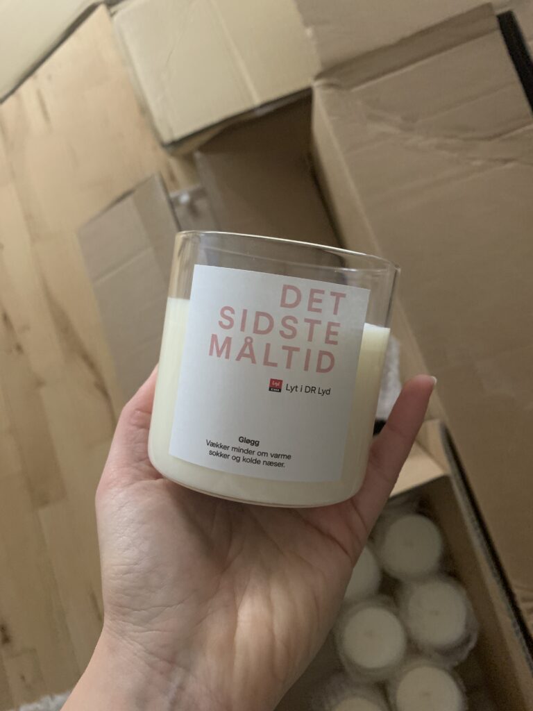 Sojalys med dit logo" Skræddersyede duftlys med dit eget logo