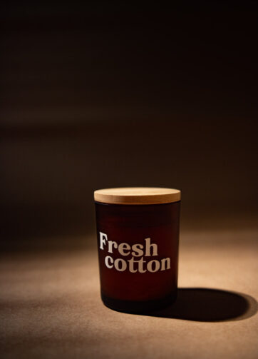 Duftlys med naturlig duft - duftlys Gresh cotton | Håndlavet i Danmark