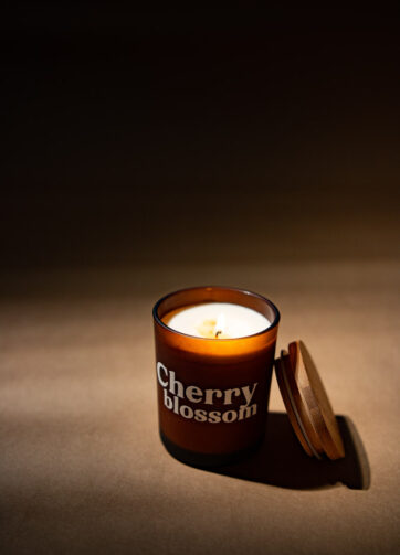 Duftlys med naturlig duft - duftlys Cherry Blossom | Håndlavet i Danmark