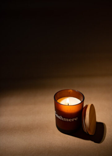 Duftlys med naturlig duft - duftlys cashmere | Håndlavet i Danmark