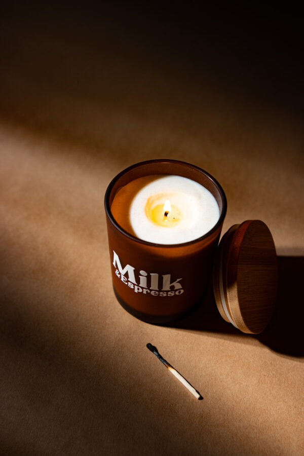 Duftlys – Milk & Espresso | Lavet i Danmark