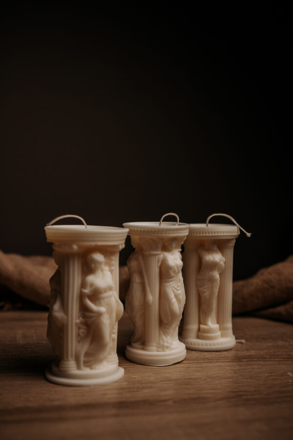 Aphrodite figurlys fra Limone Candles.