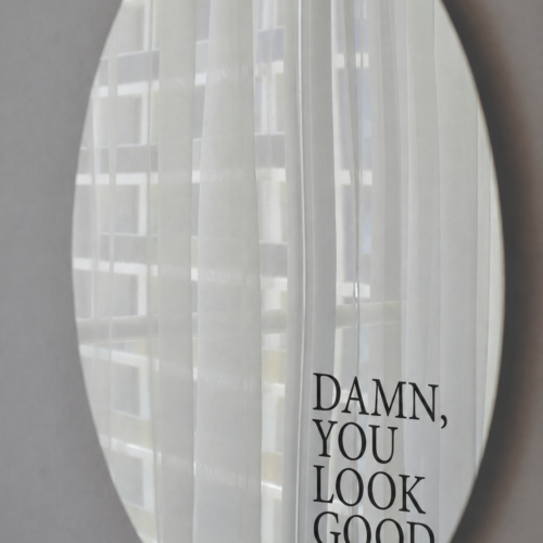 Sort Damn You Look Good wallsticker til spejl Damn You Look Good vinyl sticker til spejl Damn You Look Good sort wallsticker